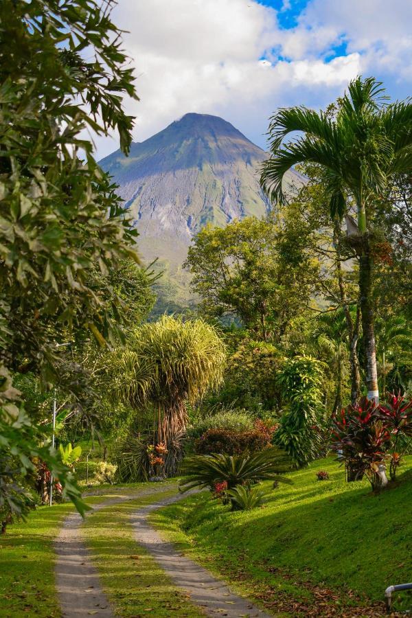 Lumbres Arenal Villa La Fortuna Exterior photo