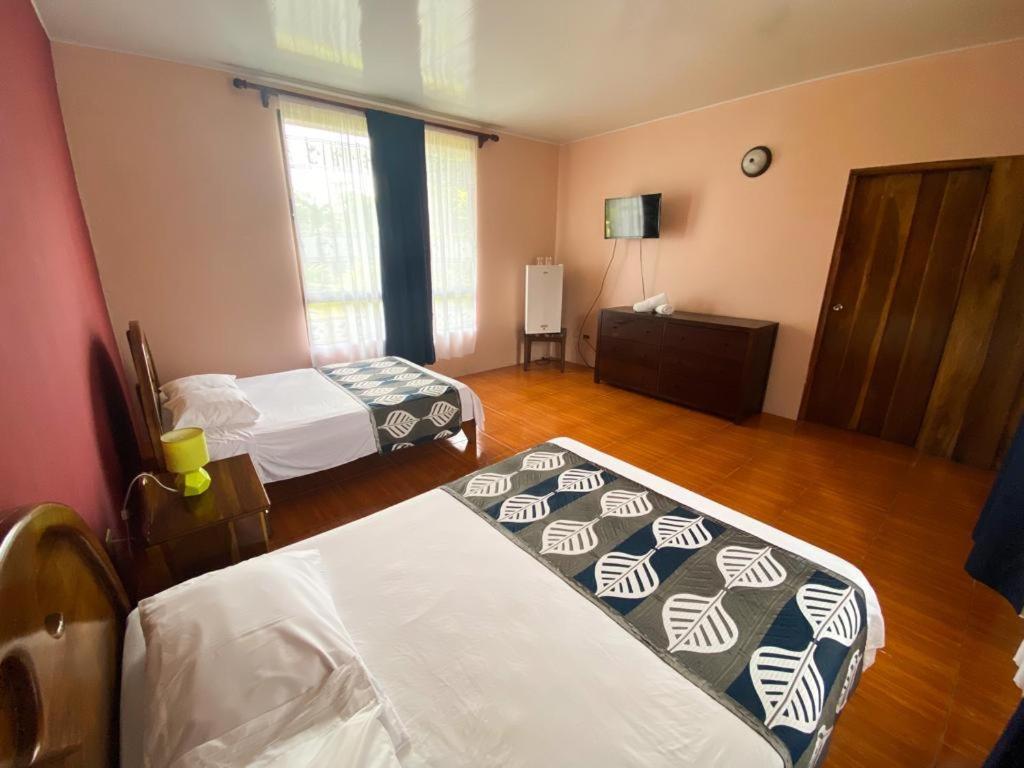Lumbres Arenal Villa La Fortuna Exterior photo
